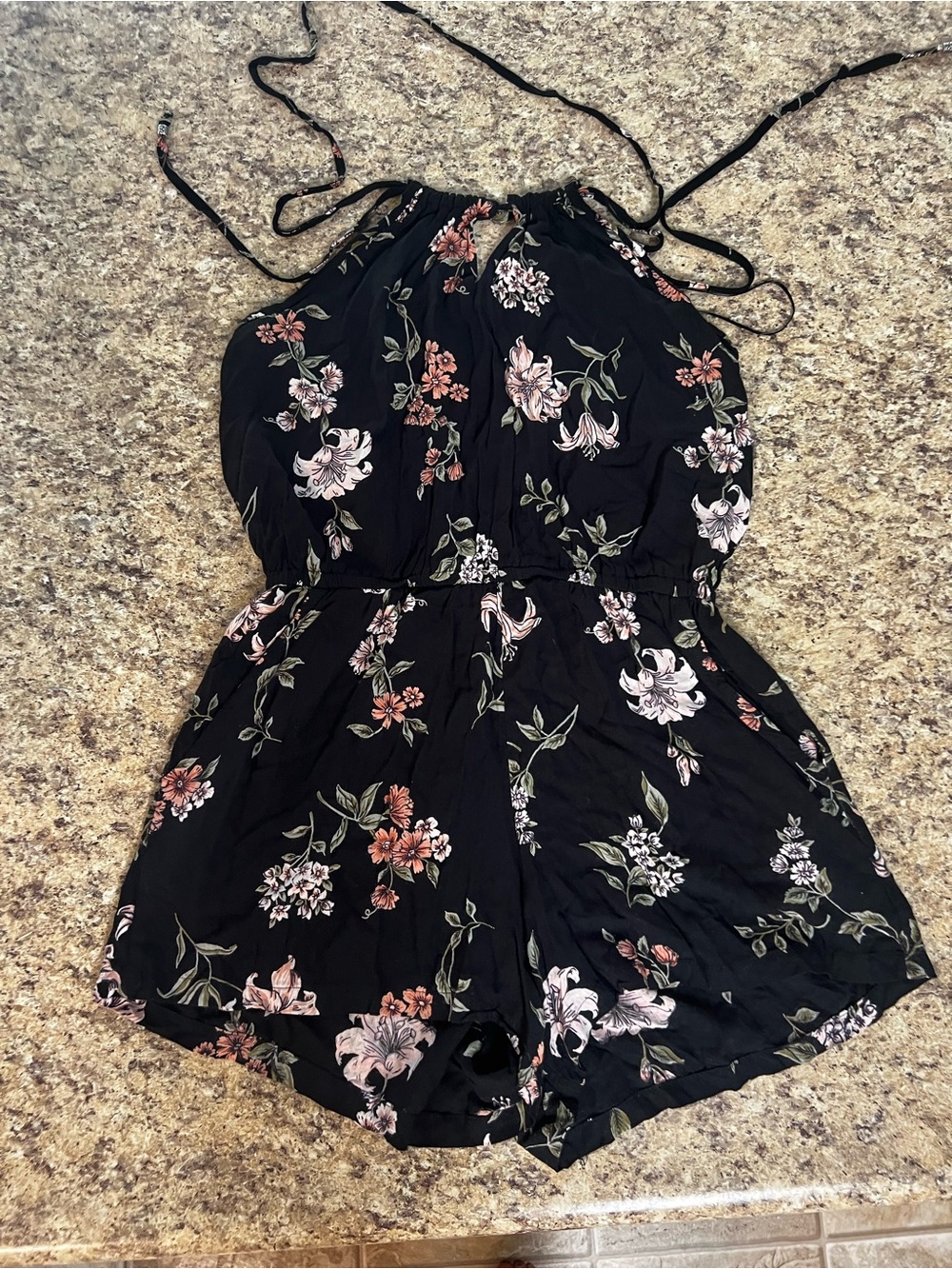 Jr. Women’s Angie Black Floral Halter Romper